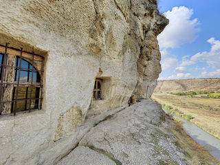 Excursie la Orheiul Vechi+Tipova+Saharna–400 lei/pers, grupuri de  6/20/50 pers. zilnic foto 3