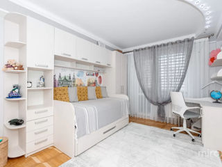 Apartament cu 3 camere, 130 m², Centru, Chișinău foto 5
