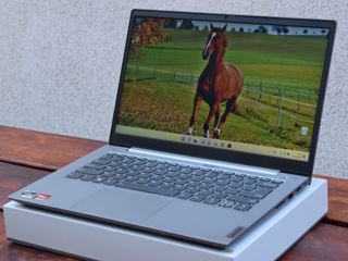 Lenovo ThinkBook 14 G3/ Ryzen 5 5500U/ 16Gb Ram/ 256Gb SSD/ 14" FHD!! foto 3