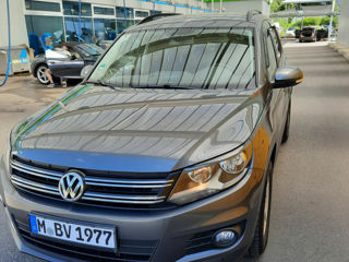 Volkswagen Tiguan foto 2