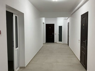 Apartament cu 2 camere, 70 m², Poșta Veche, Chișinău foto 5