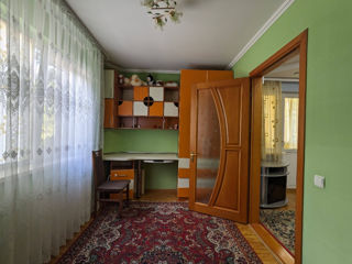 Apartament cu 2 camere, 45 m², Botanica, Chișinău foto 4