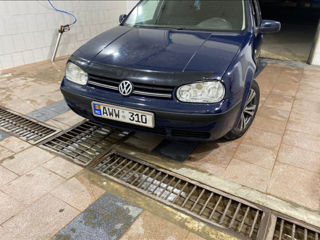 Volkswagen Golf foto 1