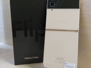 Samsung Galaxy Z Flip4  6190 lei