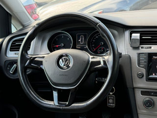 Volkswagen Golf foto 8