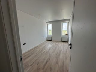 Apartament cu 3 camere, 92 m², Buiucani, Chișinău foto 1