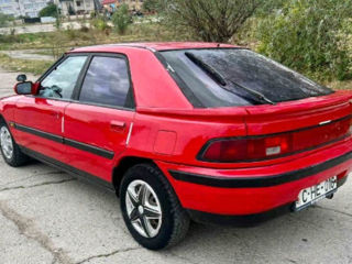 Mazda 323 foto 4