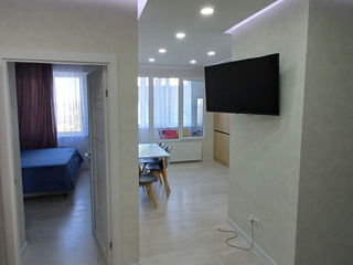 Apartament cu 2 camere, 65 m², Buiucani, Chișinău foto 2