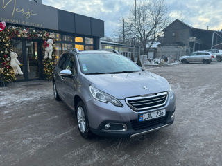 Peugeot 2008 foto 3