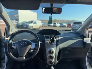 Toyota Yaris foto 4