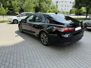 Toyota Camry фото 4