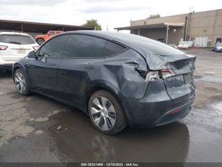 Tesla Model Y foto 4