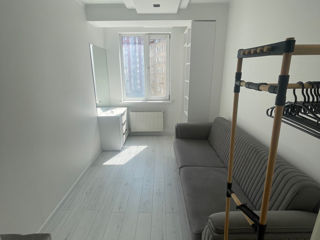 Apartament cu 2 camere, 90 m², Centru, Chișinău foto 3