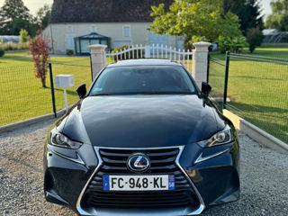 Lexus IS Series