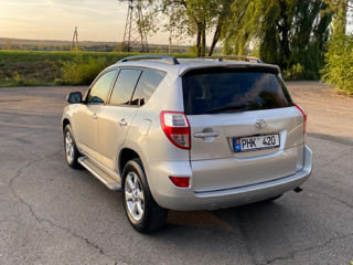 Toyota Rav 4 foto 7