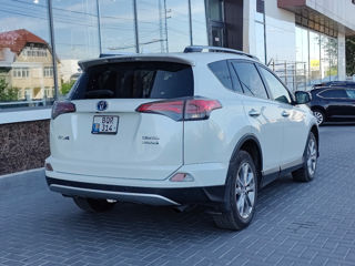 Toyota Rav 4 foto 4