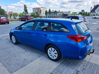 Toyota Auris foto 4