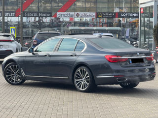 BMW 7 Series foto 5