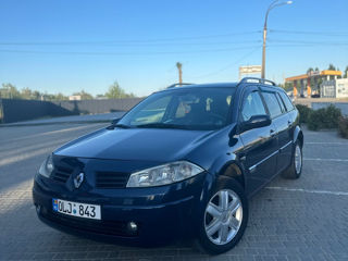 Renault Megane foto 1