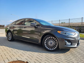 Ford Fusion foto 4