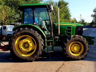 John Deere 6130D foto 3