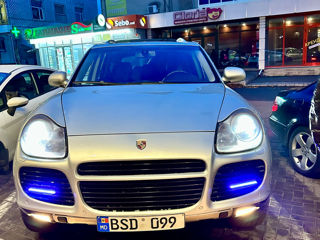 Porsche Cayenne foto 1