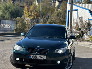 BMW 5 Series foto 3