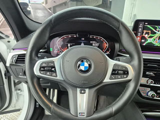 BMW 5 Series foto 11