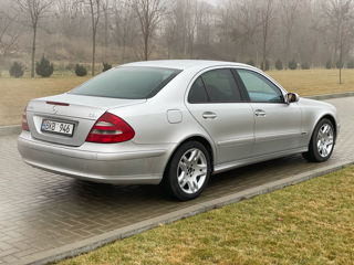 Mercedes E-Class foto 4