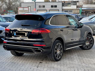 Porsche Cayenne foto 5