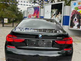 BMW 7 Series foto 4