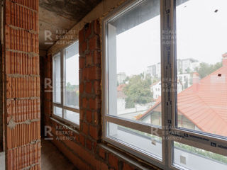 Vânzare, townhouse, 2 nivele, 5 camere, strada Anton Crihan, Centru foto 7