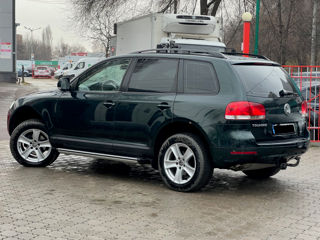 Volkswagen Touareg foto 5