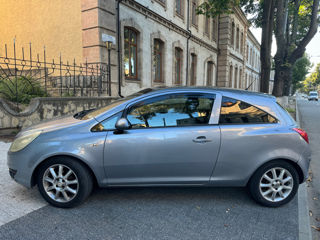 Opel Corsa foto 2