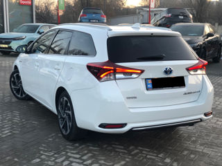 Toyota Auris foto 3