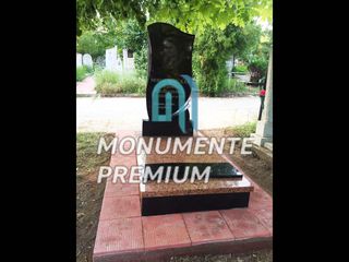 Monumente funerare din granit - realizatori - Monumente Premium foto 2