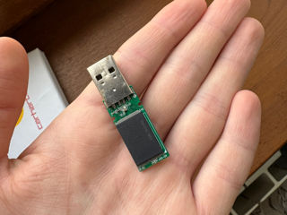 Vind stick de memorie Kingston de 16 GB!!! Urgent !! foto 3