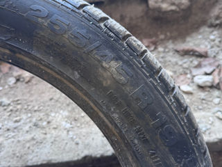 2 anvelope 255/45 R19 foto 3