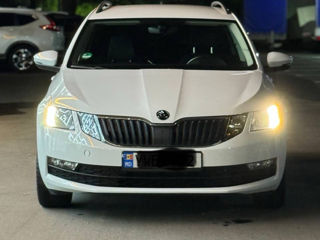 Skoda Octavia foto 1