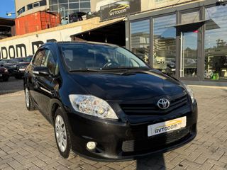 Toyota Auris foto 2