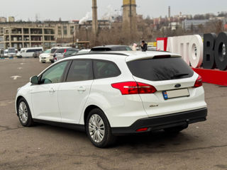 Ford Focus foto 8