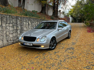 Mercedes E-Class foto 5