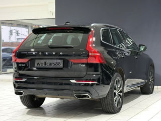 Volvo XC60 foto 2