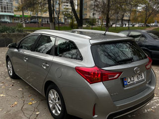 Toyota Auris foto 4