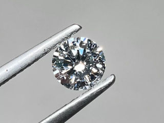 Vând Diamant Natural GIA 0.44 ct. 5mm