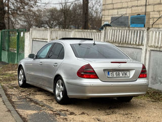 Mercedes E-Class foto 5