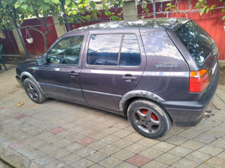 Volkswagen Golf foto 2