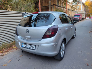 Opel Corsa foto 2