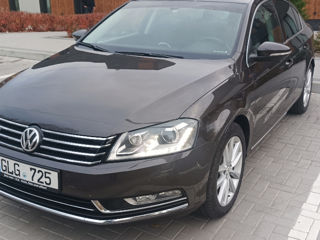 Volkswagen Passat foto 2