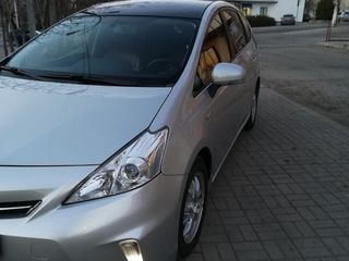 Toyota Prius + foto 1